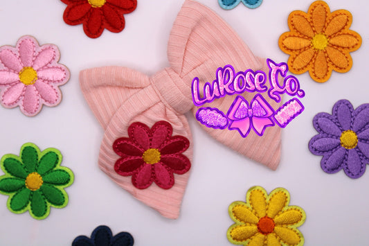 Monday mystery patch bows