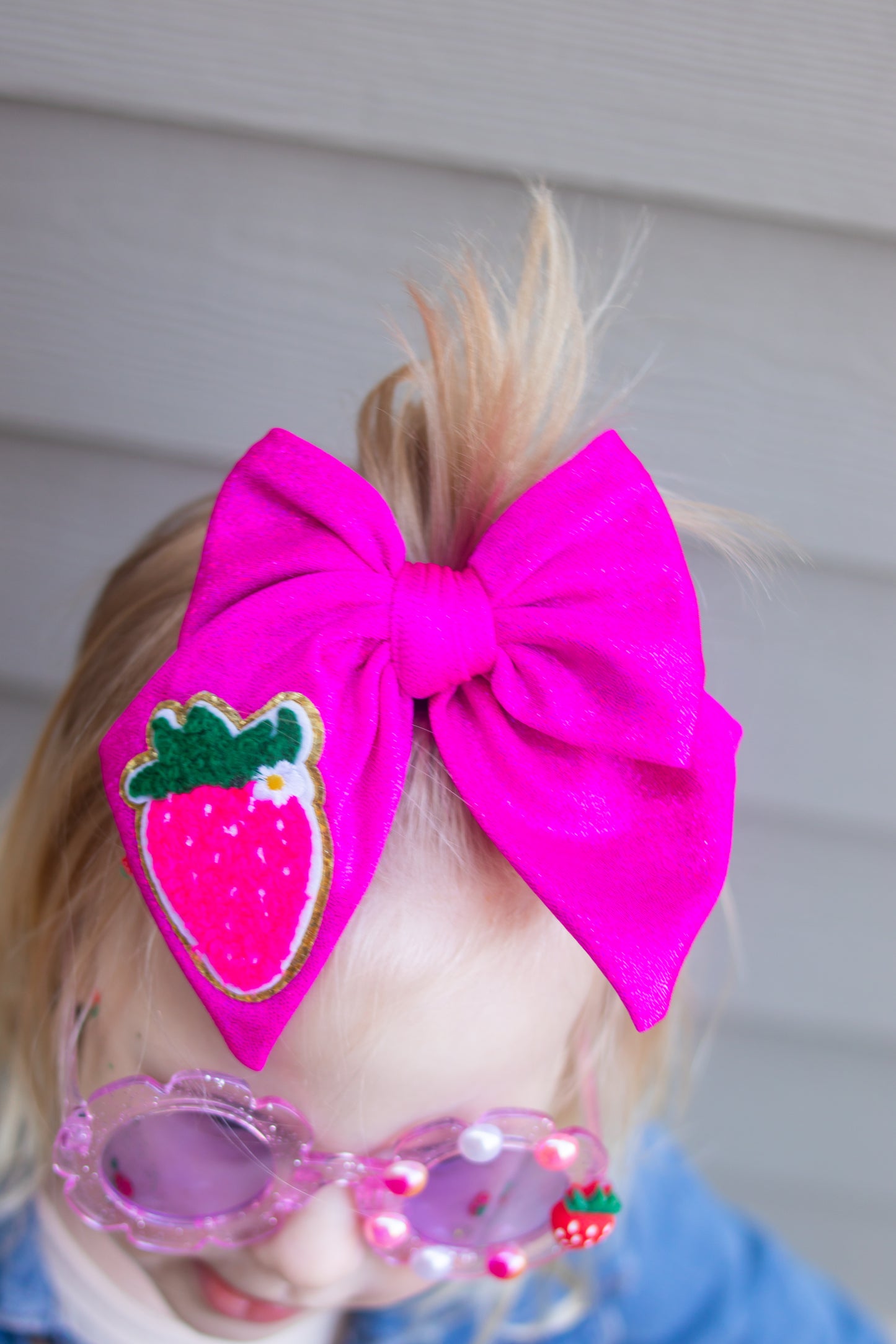 You pick Strawberry patch hand-tied bow