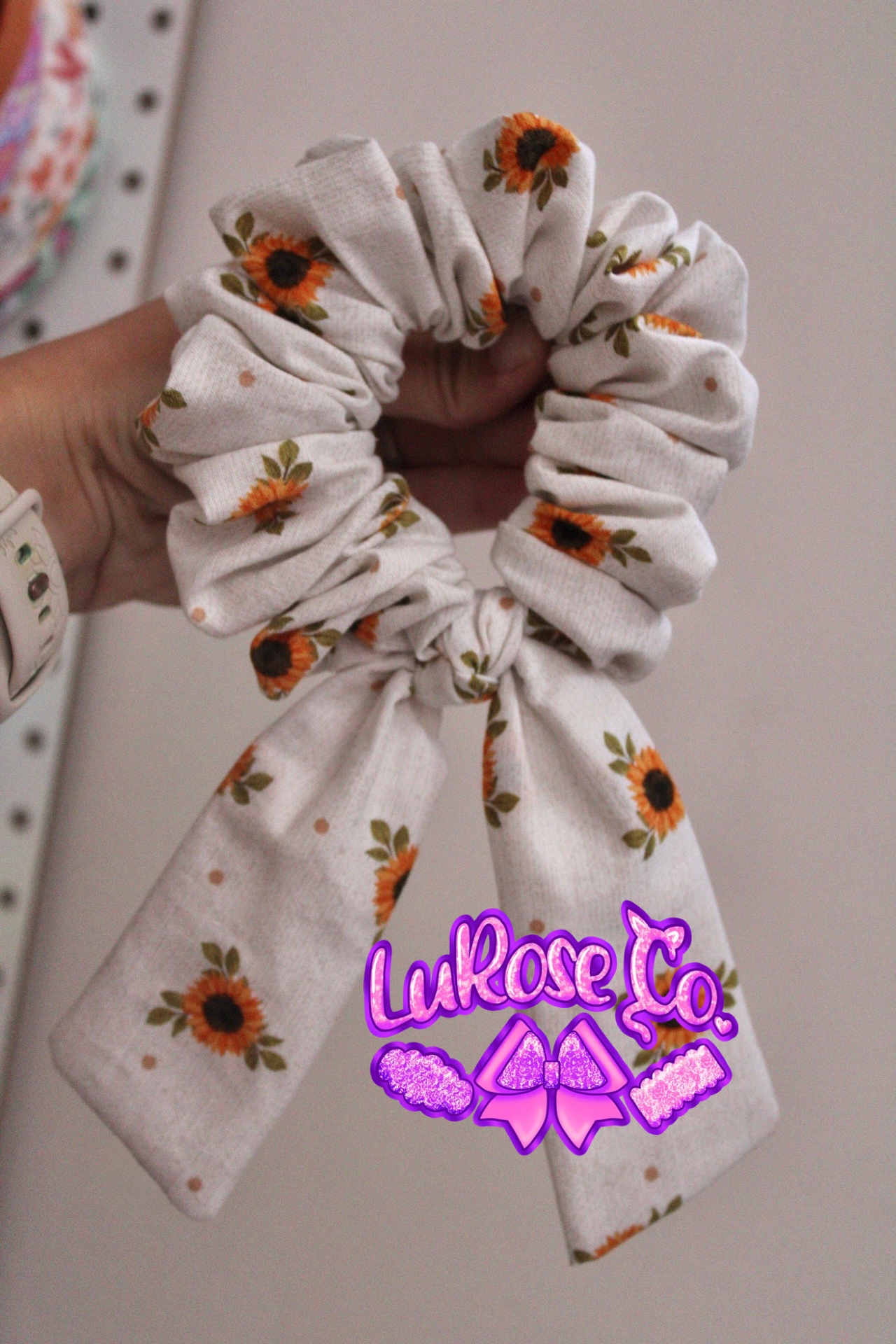 Simple sunflower scrunchie long tie