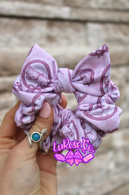 Kitty frames pink floral bow scrunchie
